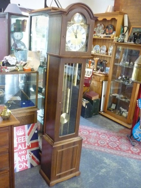 GRANDFATHERCLOCK .WESTMINSTER CHIMES. GOOD CONDITION Carousel 2