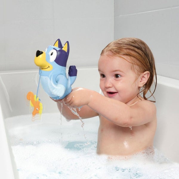 Tomy Toomies Swimming Bluey Bath Toy Carousel 2