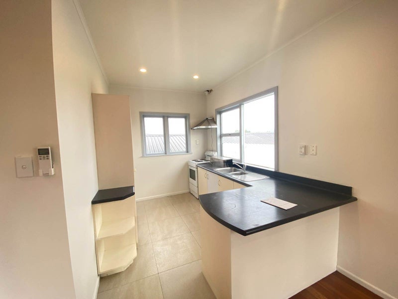 Henderson, 4 bedrooms64682296152066114