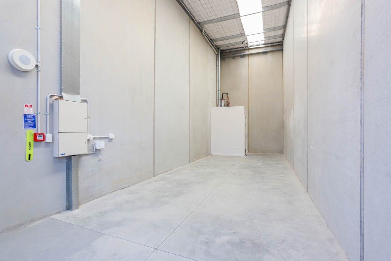Brand New 47m² Multi-Use Unit With One Carpark!64682296265474113
