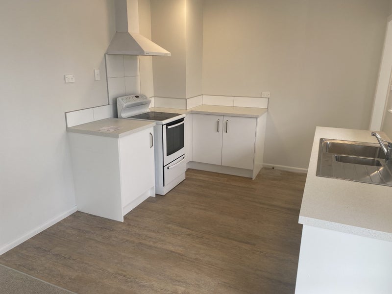 Hillcrest, 3 bedrooms64682385739522111