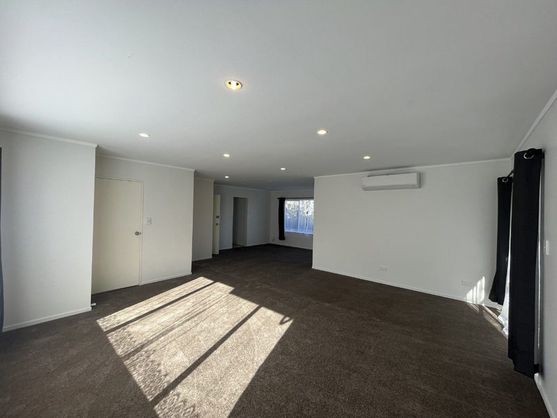 Mount Roskill, 4 bedrooms64682385798403113