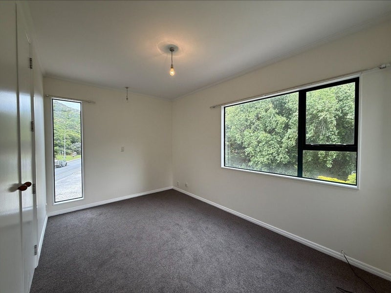 Owhiro Bay, 2 bedrooms64682488720003114