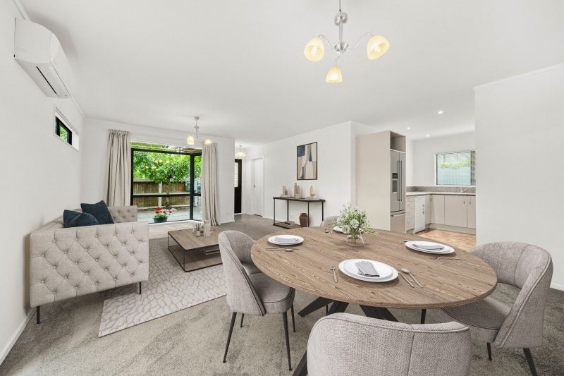 Move-in Ready and Perfectly Positioned64760054248963112