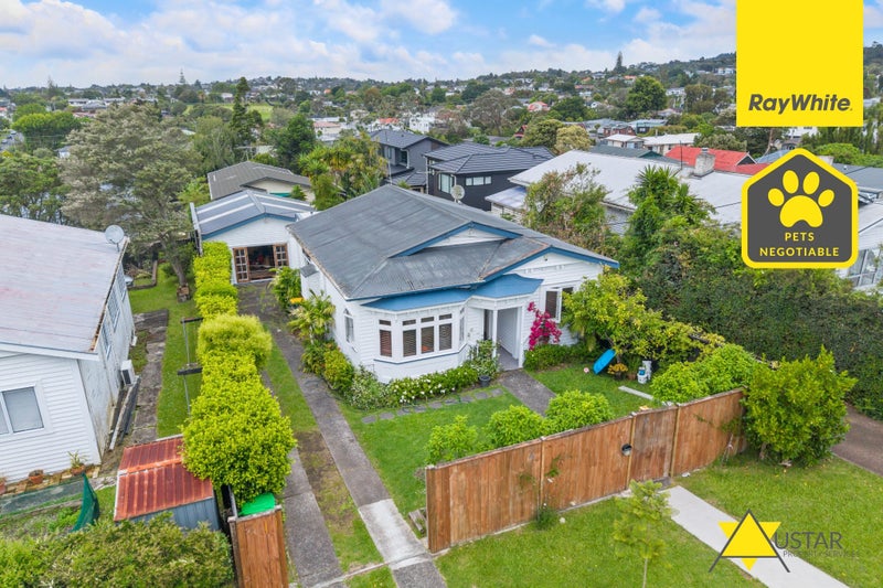 Glen Eden, 3 bedrooms64682685847810110