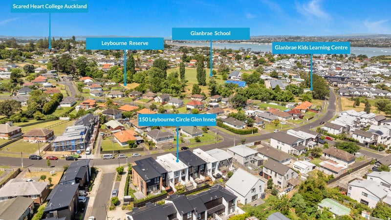 More than average townhouse near Eastern Beaches!!64683084400771113