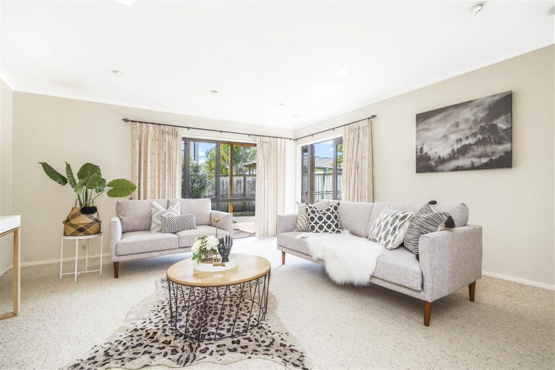 Huntington, 4 bedrooms64682775015041111