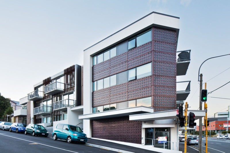 Newtown, 1 bedroom64683084440193110