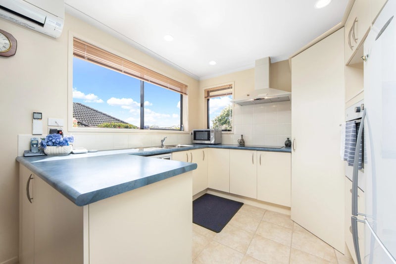 Blockhouse Bay, 3 bedrooms64683084583809111