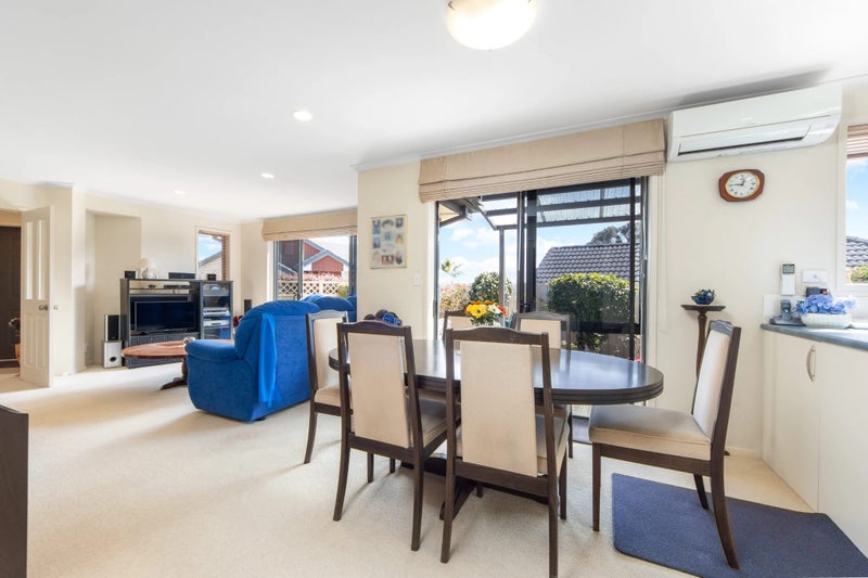 Blockhouse Bay, 3 bedrooms64683084583809112