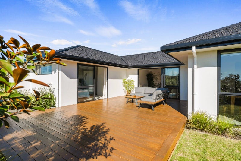 Quality, Comfort & Privacy in the Meadows64683381076483111