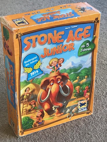 STONE AGE JUNIOR - Family Board Game Carousel 1