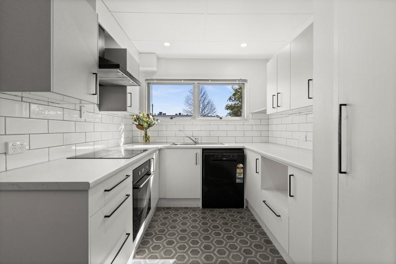 Taradale, 2 bedrooms64683777811585112