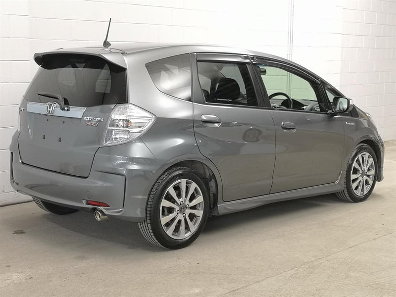 2012 Honda Fit Hybrid, RS, Camchain, Nice n tidy64684472970369111