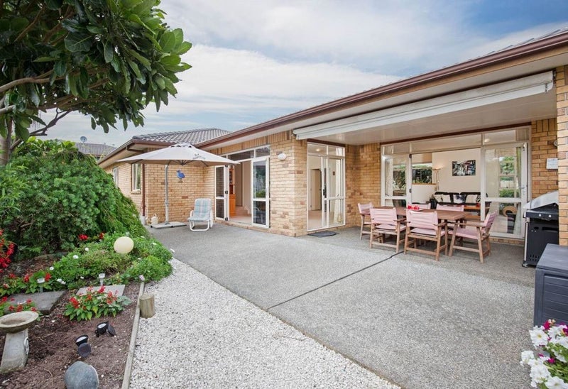 Red Beach, 4 bedrooms64684575883394111