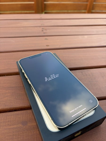 iPhone 13 Pro - Gold 256GB64684715868546110