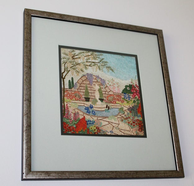 <<< FRAMED GARDEN SCENE TAPESTRY/NEEDLEPOINT ART >>> Carousel 1