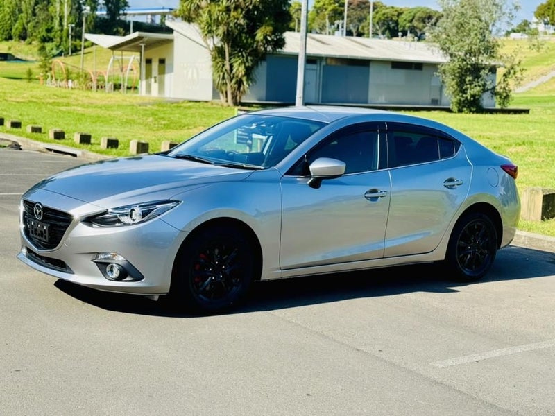 2014 Mazda Axela HYBRID !! SUPER LOW KM`S !!64685561803138113