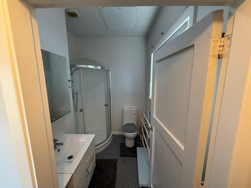 Epuni, 2 bedrooms64685574597121112