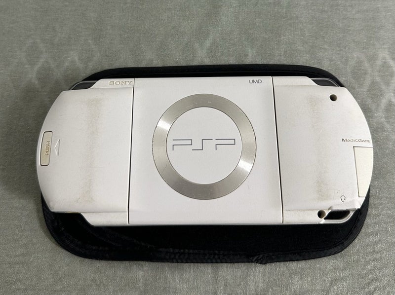 PSP 1000 – Ceramic White | 64GB | Fully Set Up64694819922947112