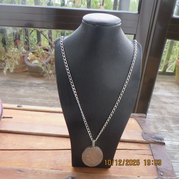 Stirling silver locket and chain Carousel 2