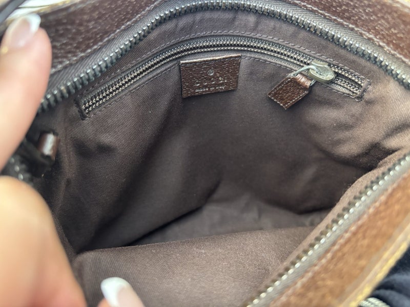 Gucci GG Canvas Messenger64686493469059112