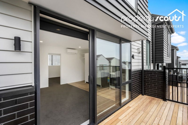 Howick, 3 bedrooms64689783513602113