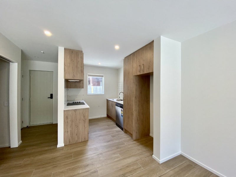 Waltham, 2 bedrooms64690692395010113