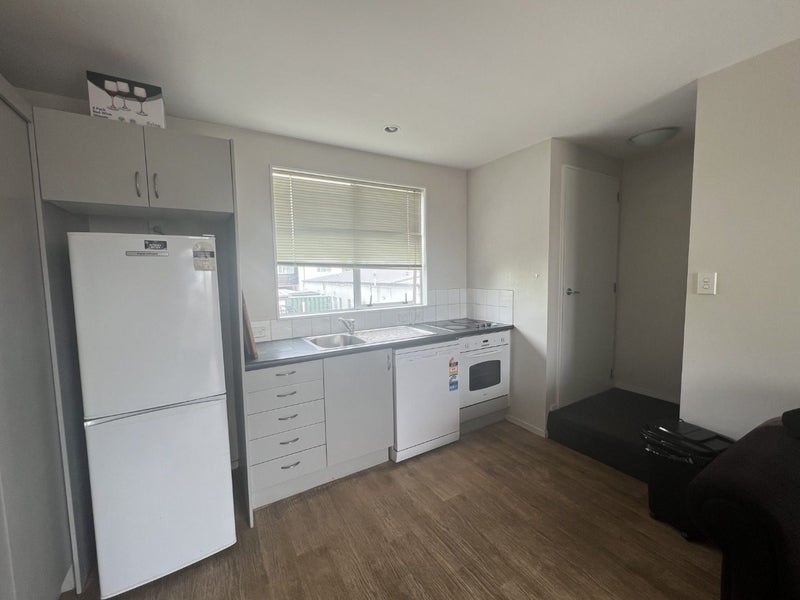 Richmond, 2 bedrooms64691502212226113