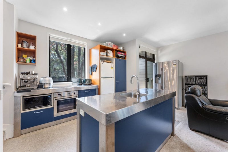 Modern Townhouse in Top Central Location64691700664833113