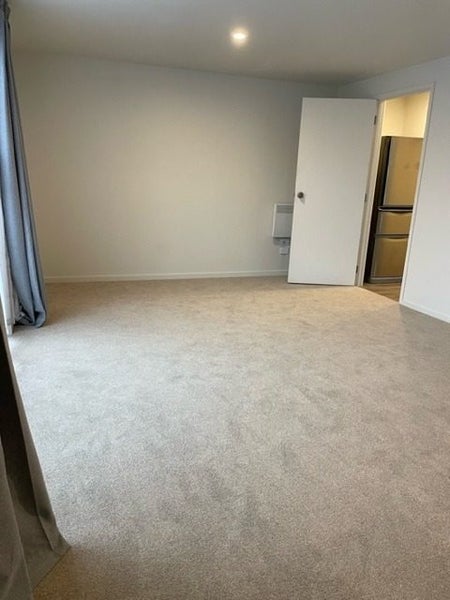 Stoke, 1 bedroom64692099571586114