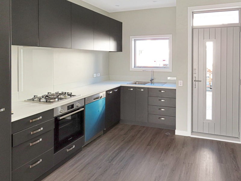 Waterloo, 3 bedrooms64692199290115110