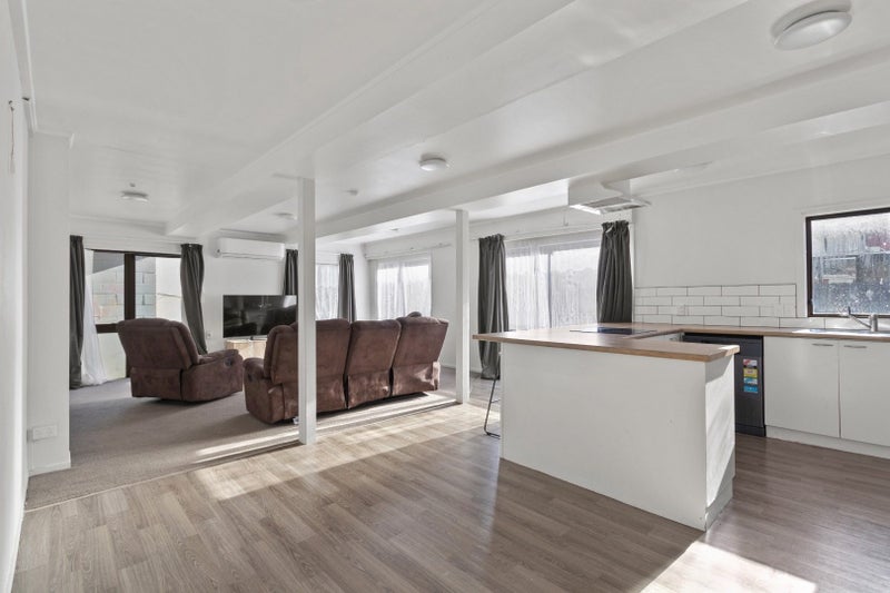 Whitiora, 3 bedrooms64692199386498113