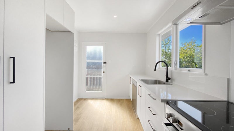 Meadowbank, 2 bedrooms64692599422977112