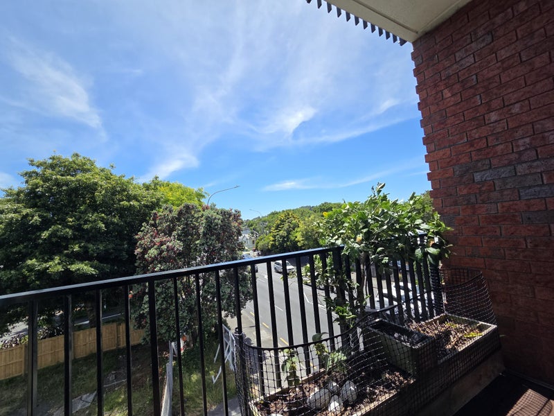 Mount Albert, 2 bedrooms64692801310209113