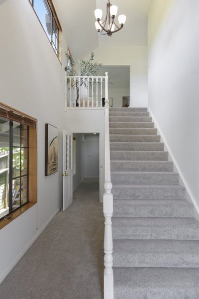 Waterview charm in the Avenues64692801270786114