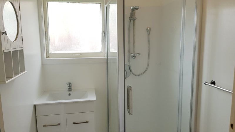 Sandringham, 2 bedrooms64692801327619114