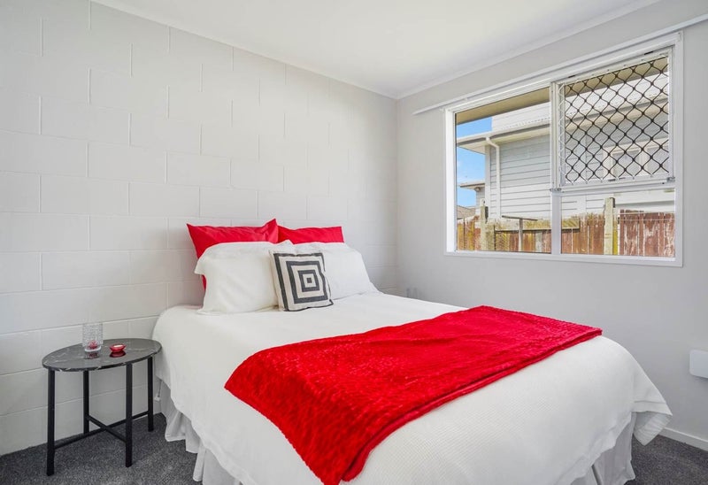 Papatoetoe, 2 bedrooms64692890646275114