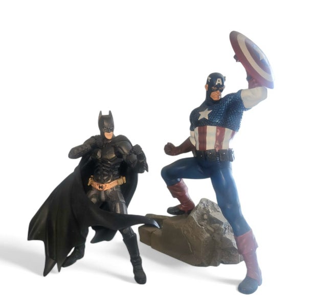 Bulk Lot of 43 Collectible Action Figures.64692967152897111