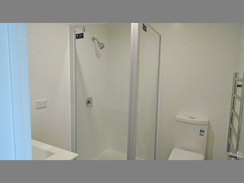 Papatoetoe, Studio64692890654465114