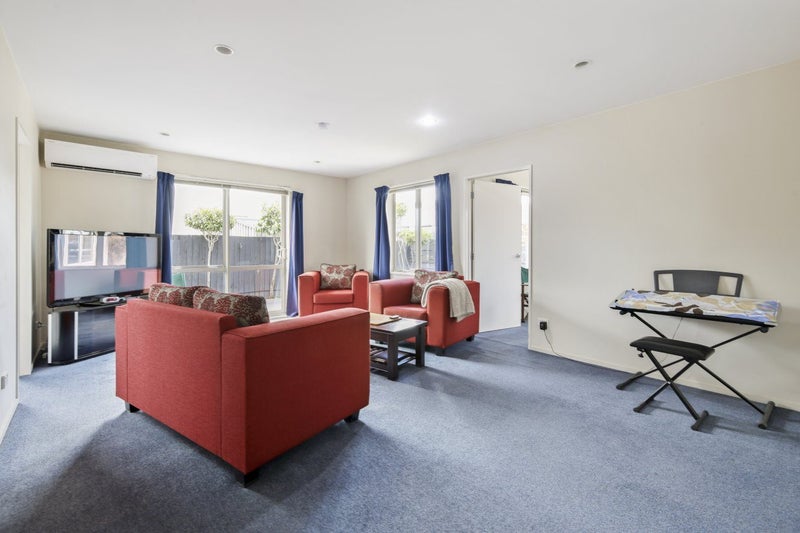 The Ideal Over 60's Retirement Unit64692992801410114