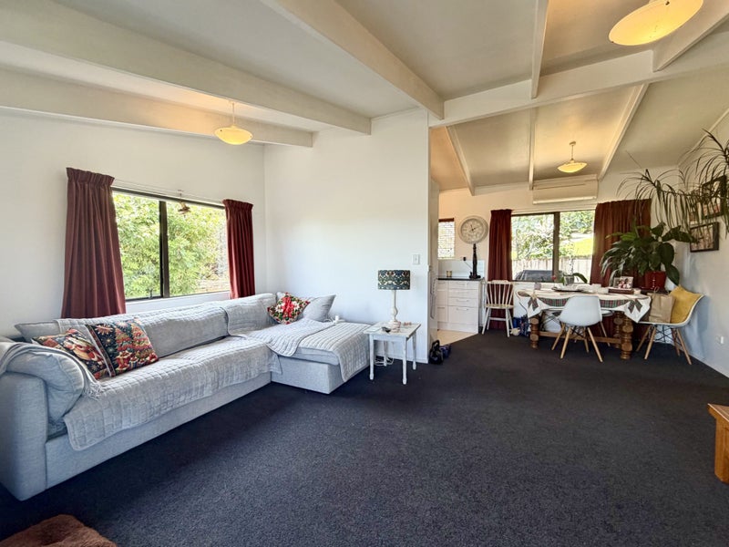 Unsworth Heights, 2 bedrooms64693094579842112