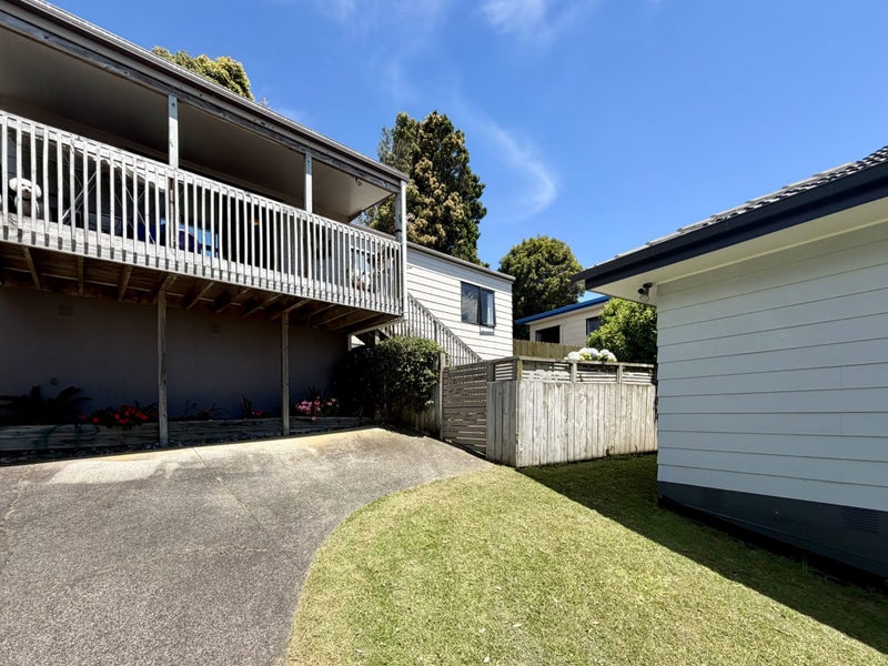 Unsworth Heights, 2 bedrooms64693094579842110