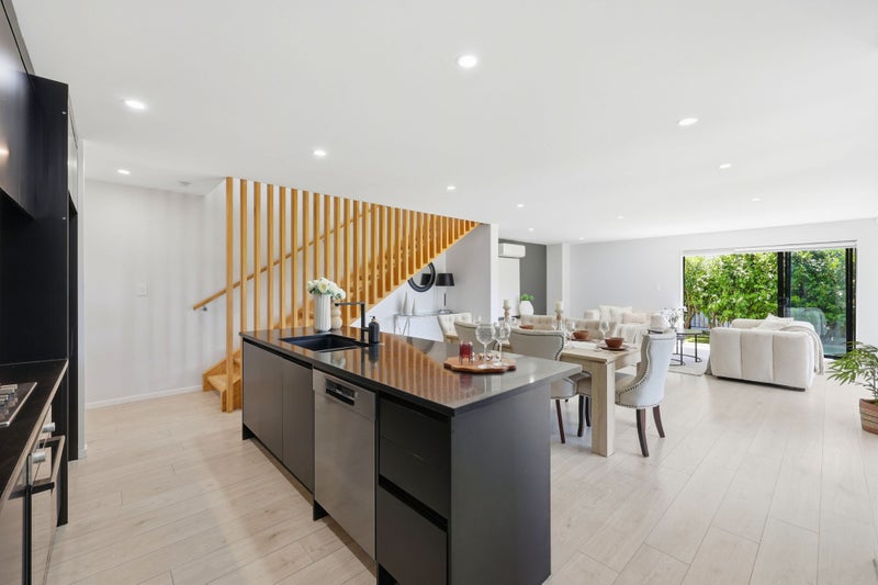 Modern Comfort, Beautifully Delivered!64693594460289114