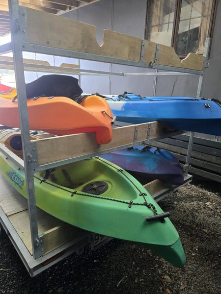 EXCELLENT CONDITION KAYAKS64693385267586114