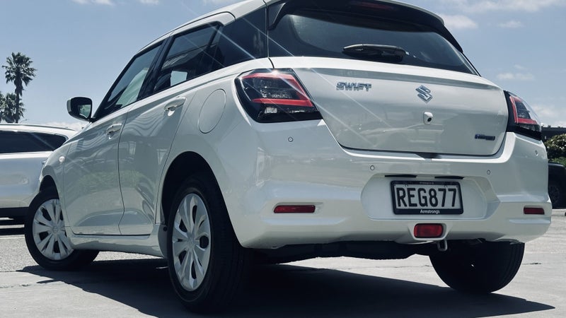 2025 Suzuki Swift NZ HYBRID 1.2PMH 5 YEAR WARRANTY64693578971395111