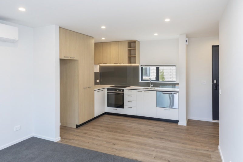 Shirley, 2 bedrooms64693486997249112