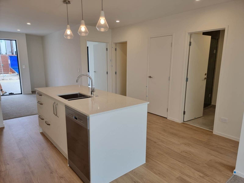 Beachlands, 2 bedrooms64693487012993114