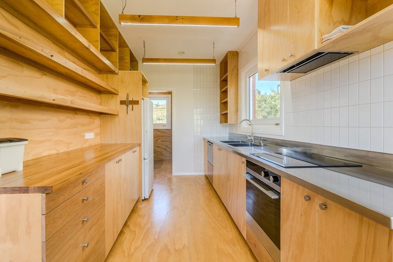 Concord, 2 bedrooms64693689352193112