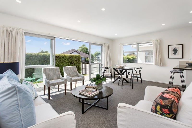 Riccarton, 3 bedrooms64693789554179111